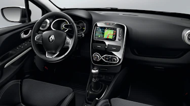 Renault Captur Iconic interior