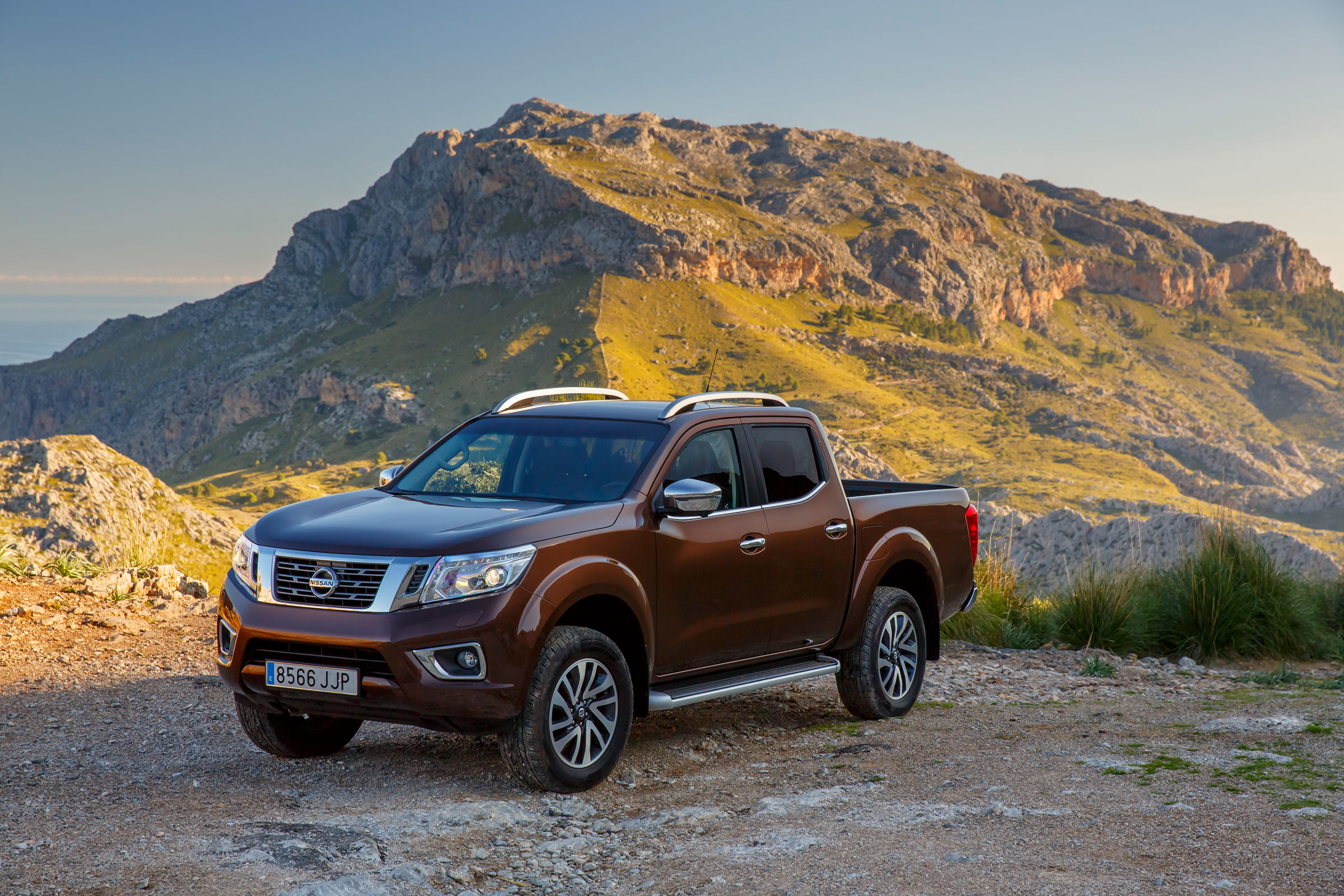 Nissan Navara NP300 2015 - static