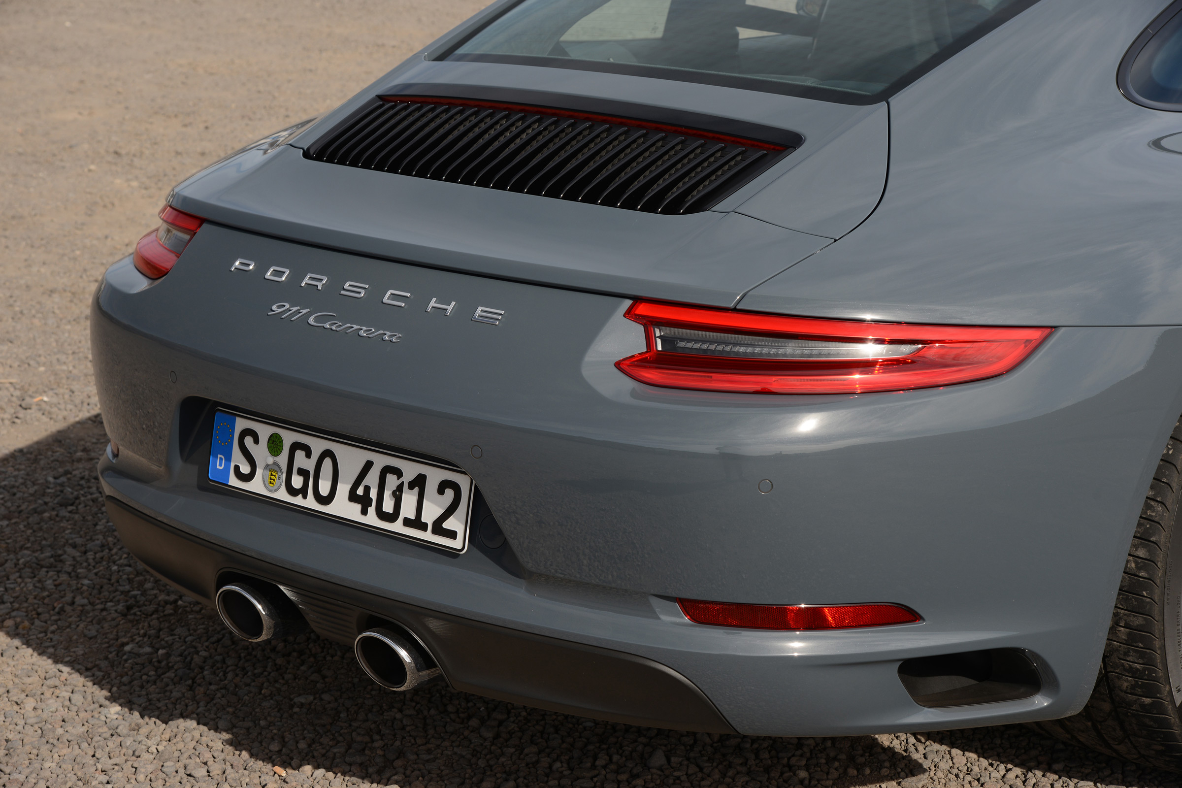 Porsche 911 Carrera 2015 rear end