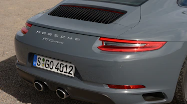 Porsche 911 Carrera 2015 rear end