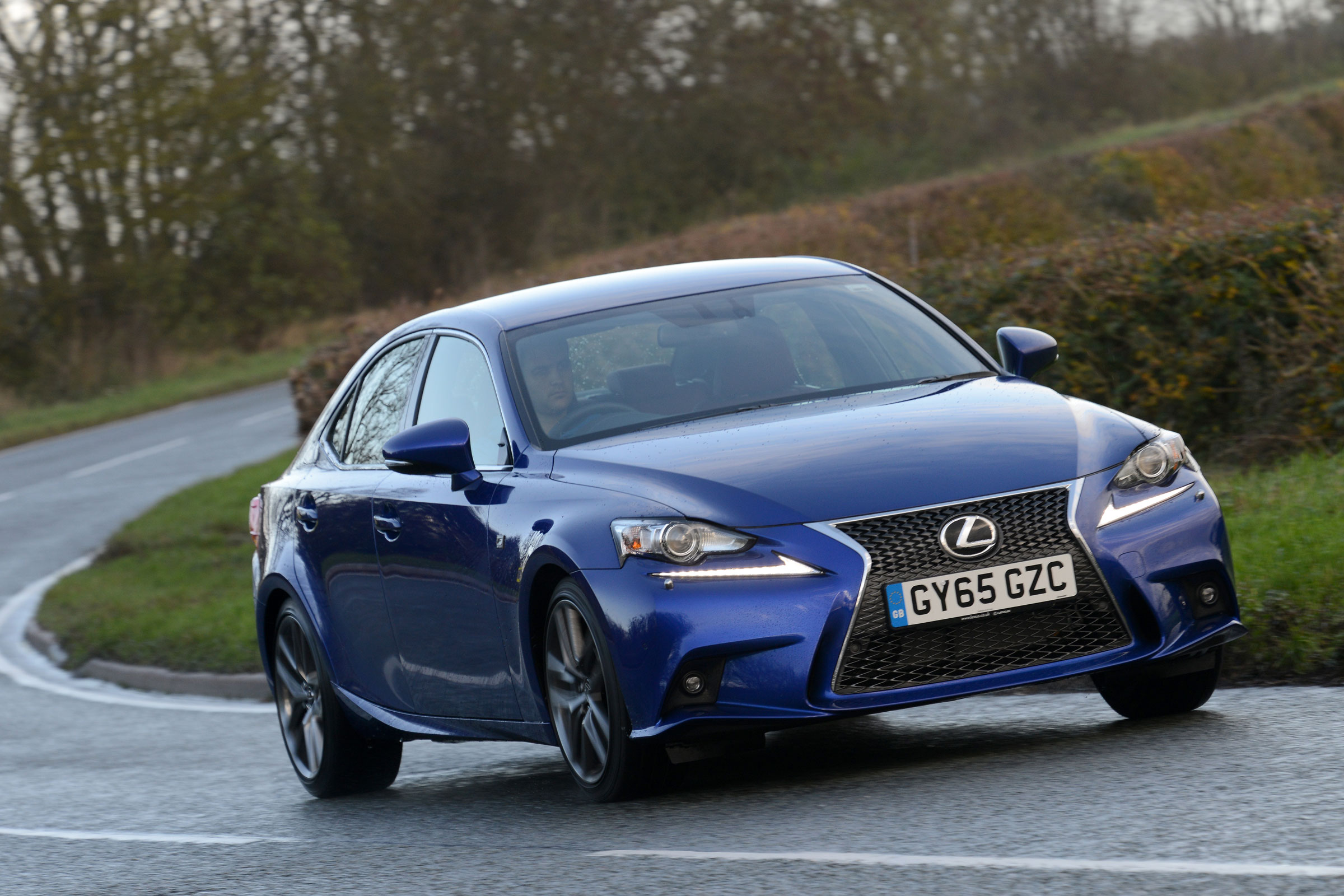 Lexus IS 200t F Sport front
