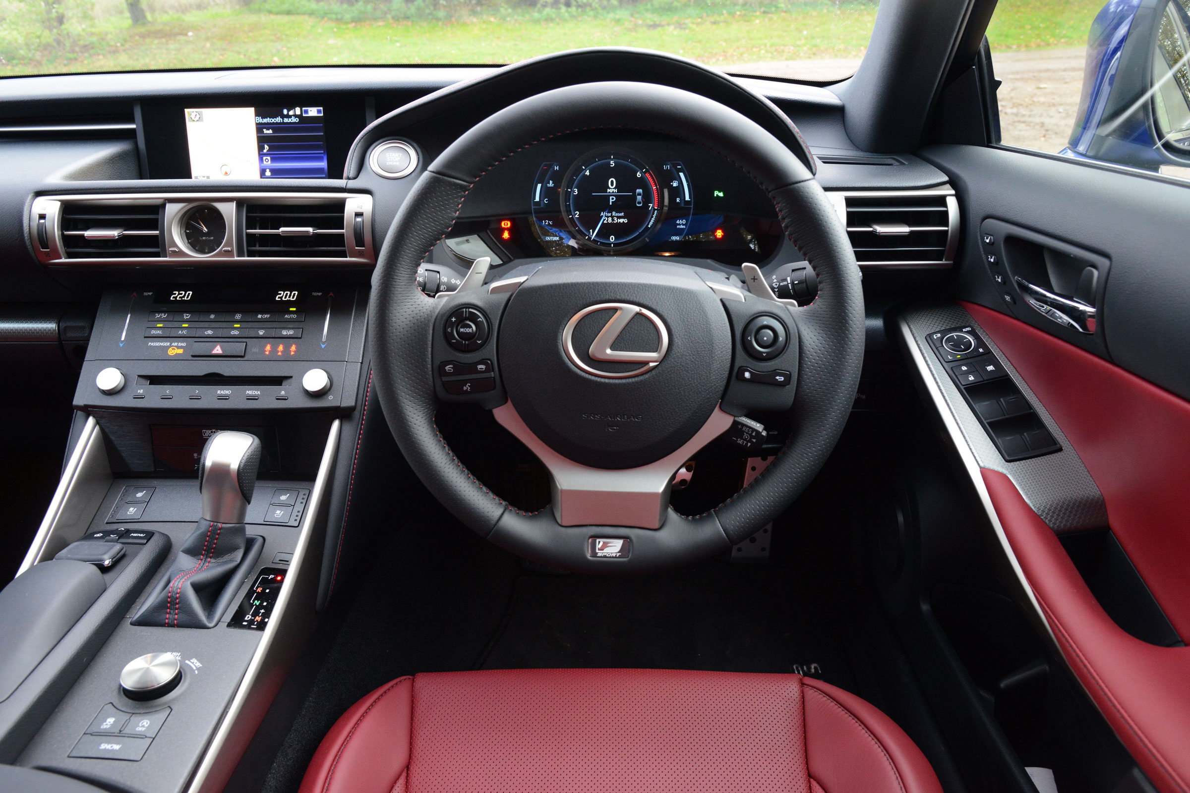Lexus IS 200t F Sport dash