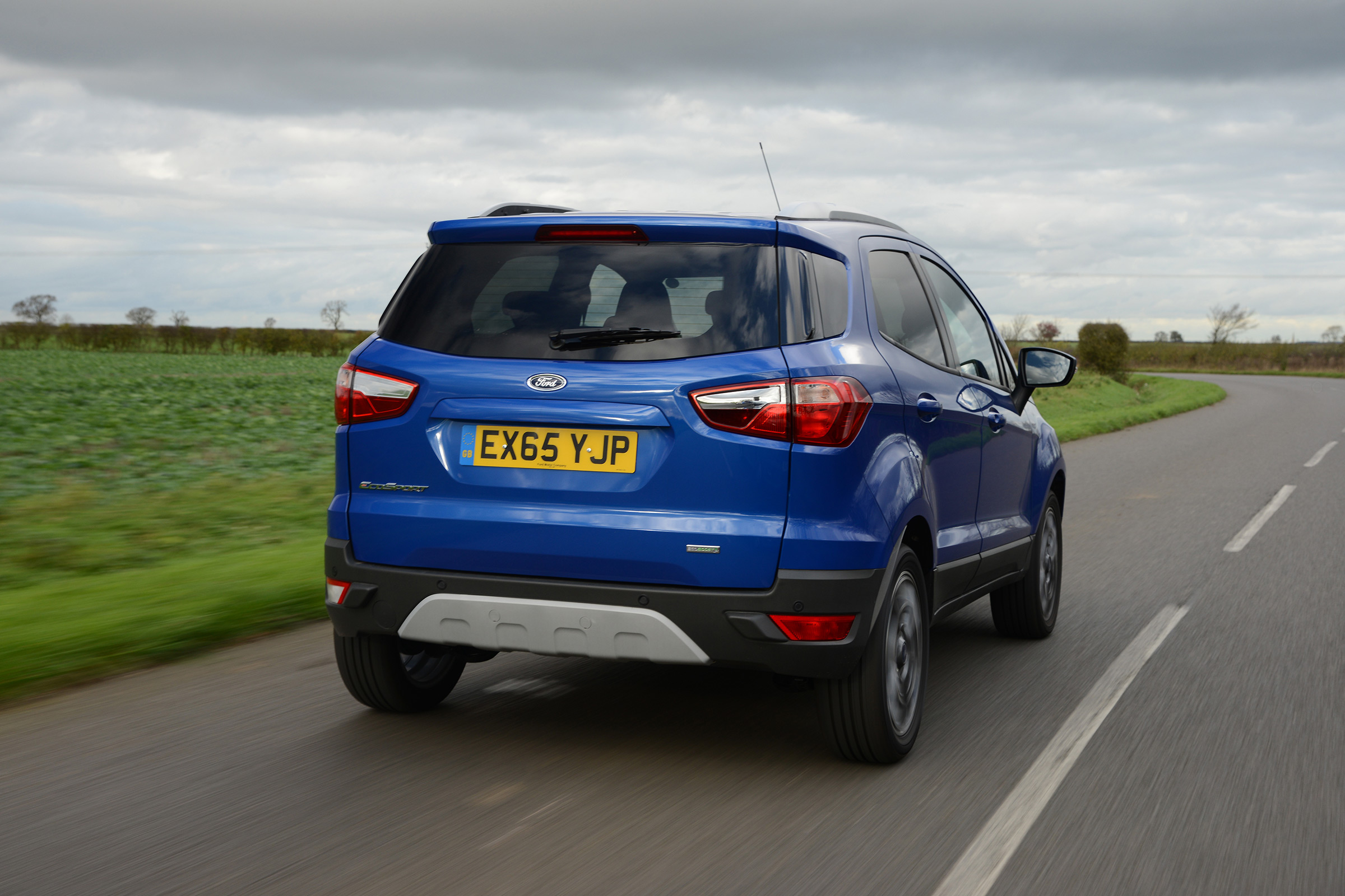 Ford EcoSport 2015 rear tracking