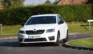 Skoda Octavia vRS 230 front