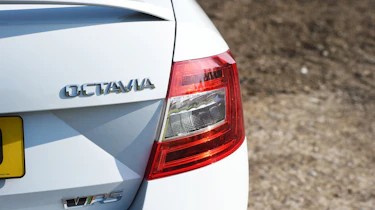 Skoda Octavia vRS 230 logo
