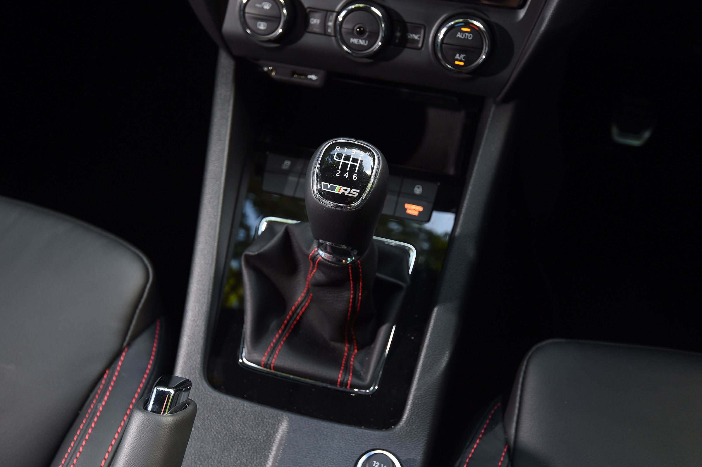 Skoda Octavia vRS 230 gearstick