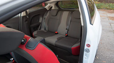 Ford Fiesta 1.0 Mountune - rear seats