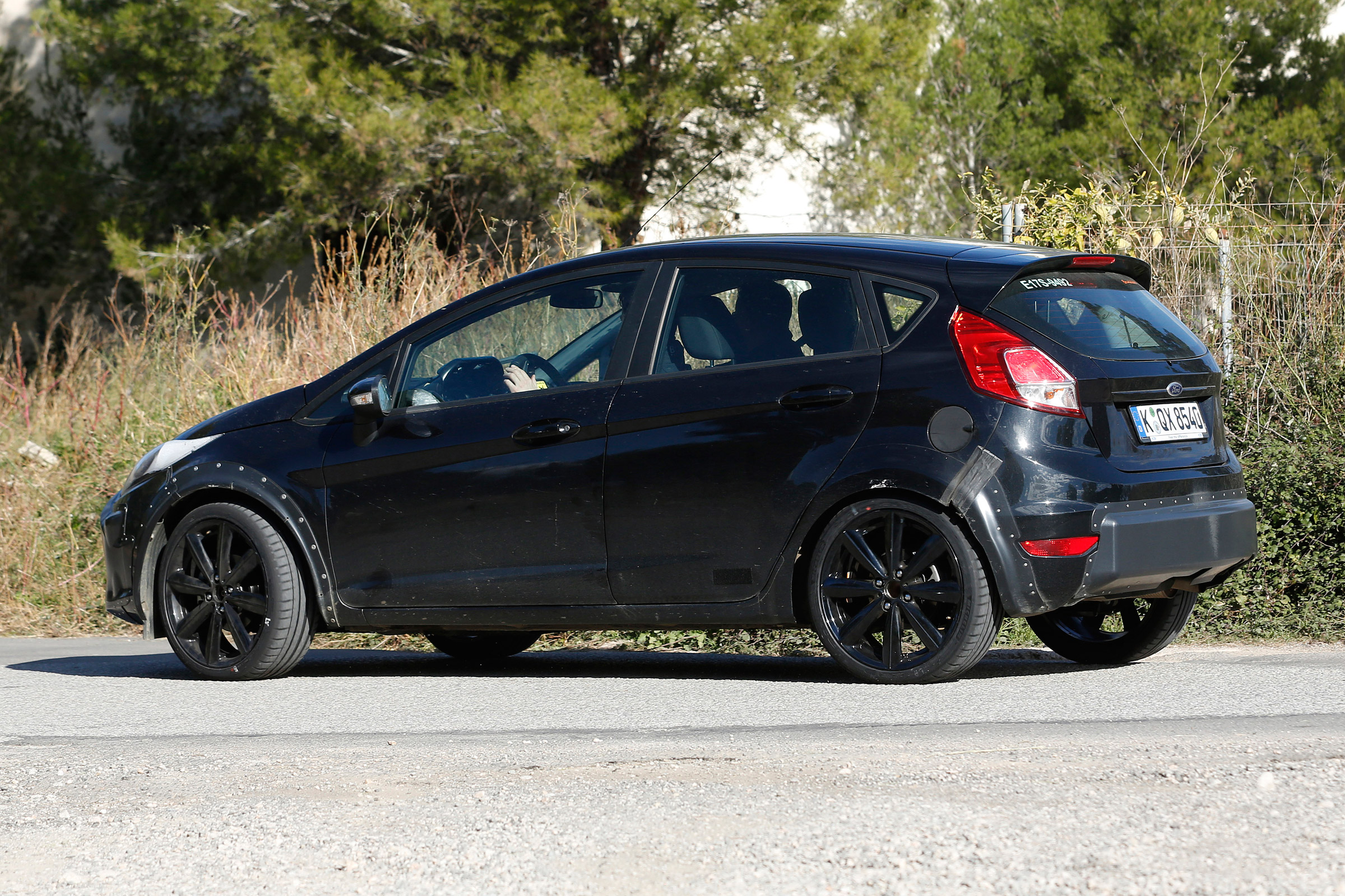 Ford Fiesta 2017 mule spied rear