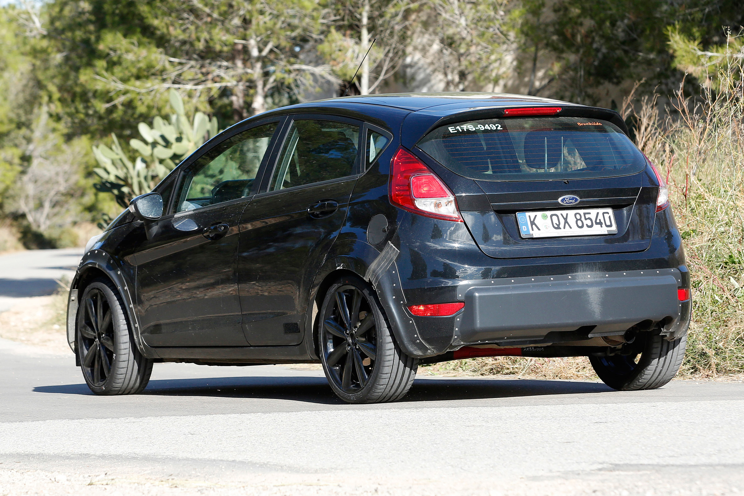 Ford Fiesta 2017 mule spied rear 2