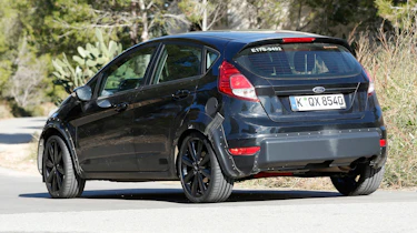 Ford Fiesta 2017 mule spied rear 2