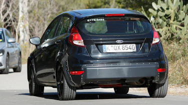 Ford Fiesta 2017 mule spied rear 3