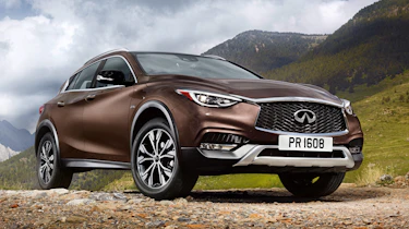 Infiniti QX30 front 3