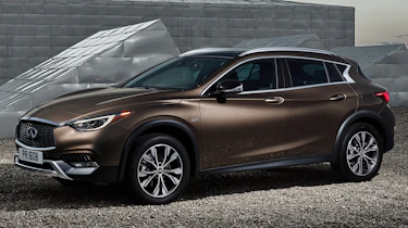 Infiniti QX30 front 4