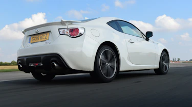 Toyota GT86 rear tracking