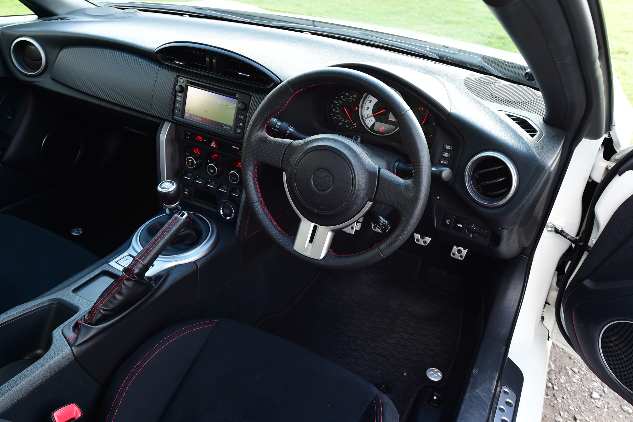 Toyota GT86 dashboard