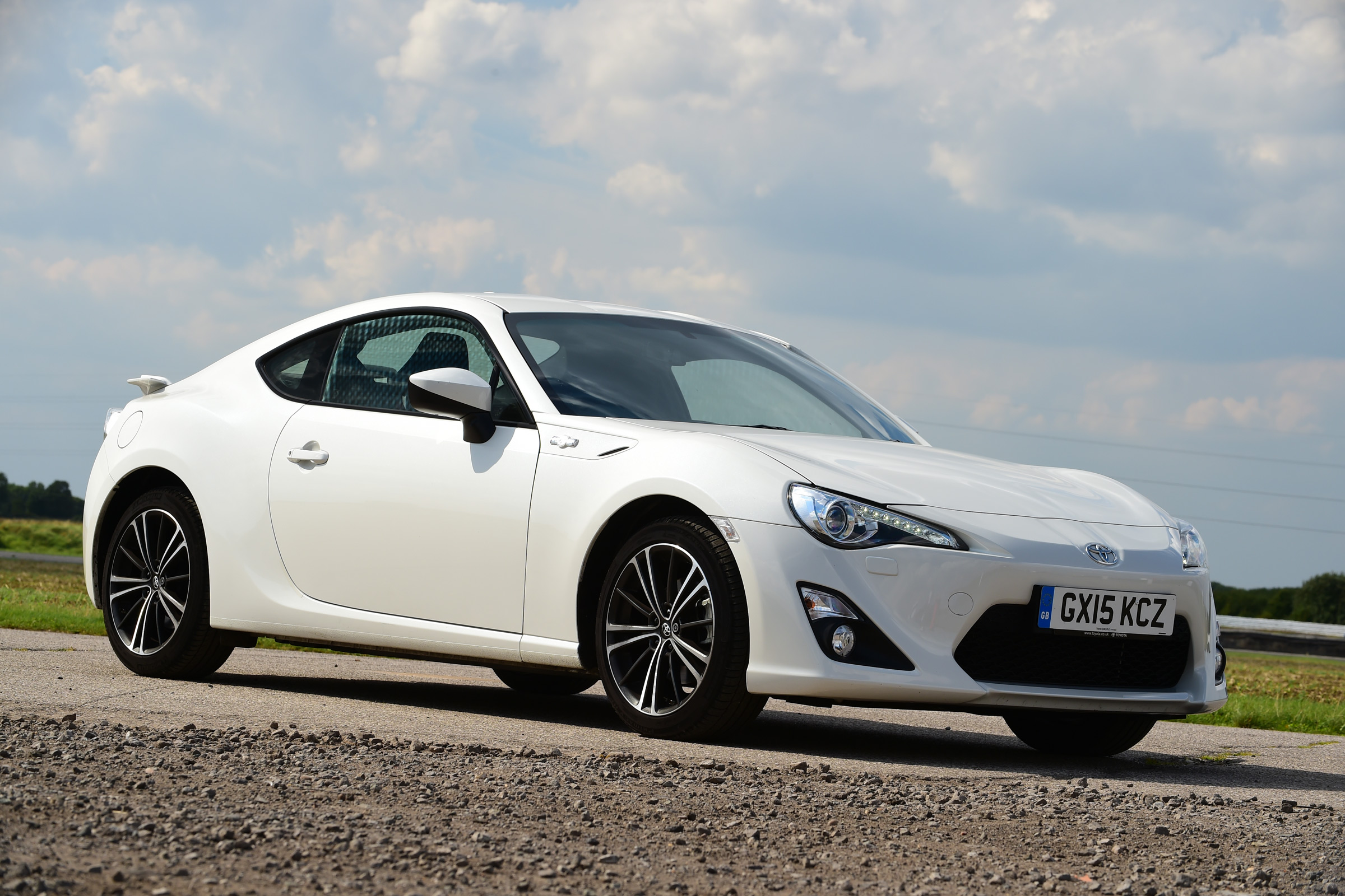 Toyota GT86 front quarter