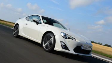 Toyota GT86 front tracking