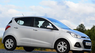 Hyundai i10 front quarter