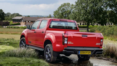 Isuzu D-Max Fury rear