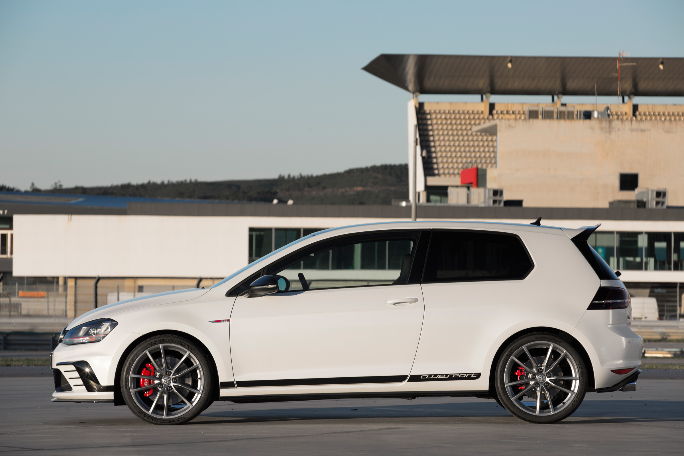 New Volkswagen Golf GTI Clubsport side profile