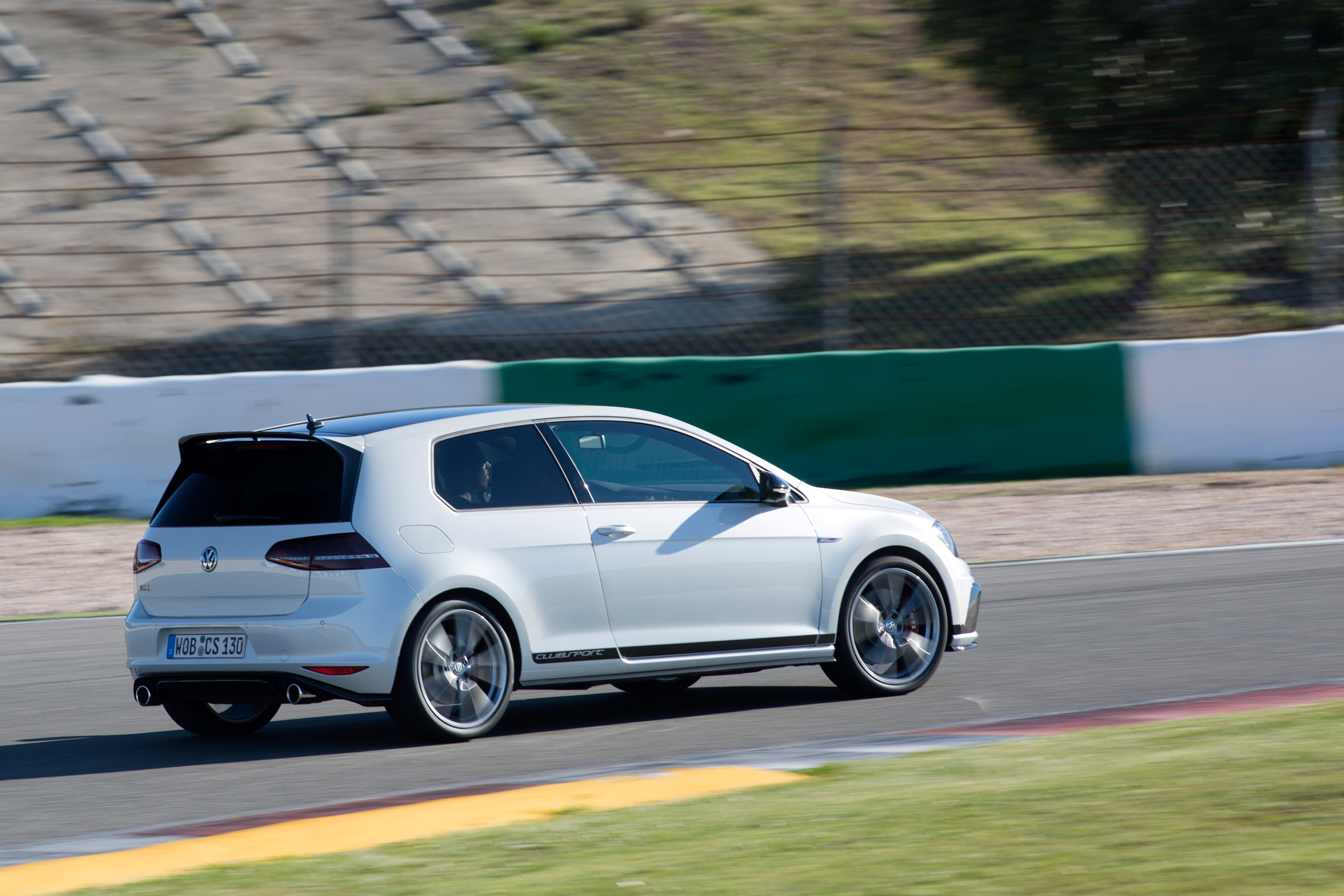 New Volkswagen Golf GTI Clubsport rear cornering