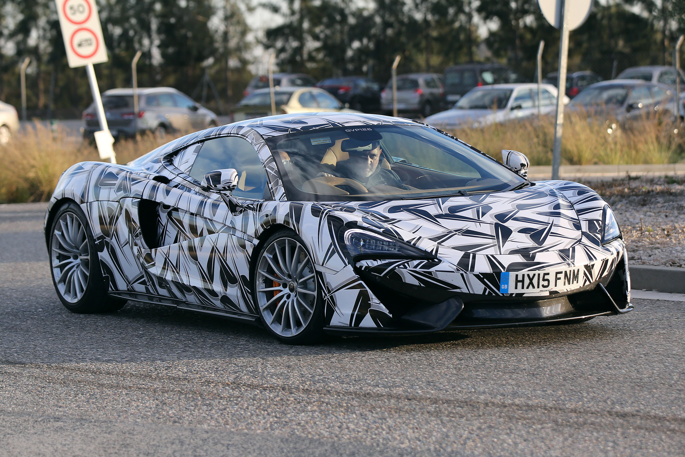 McLaren 570S GT front side