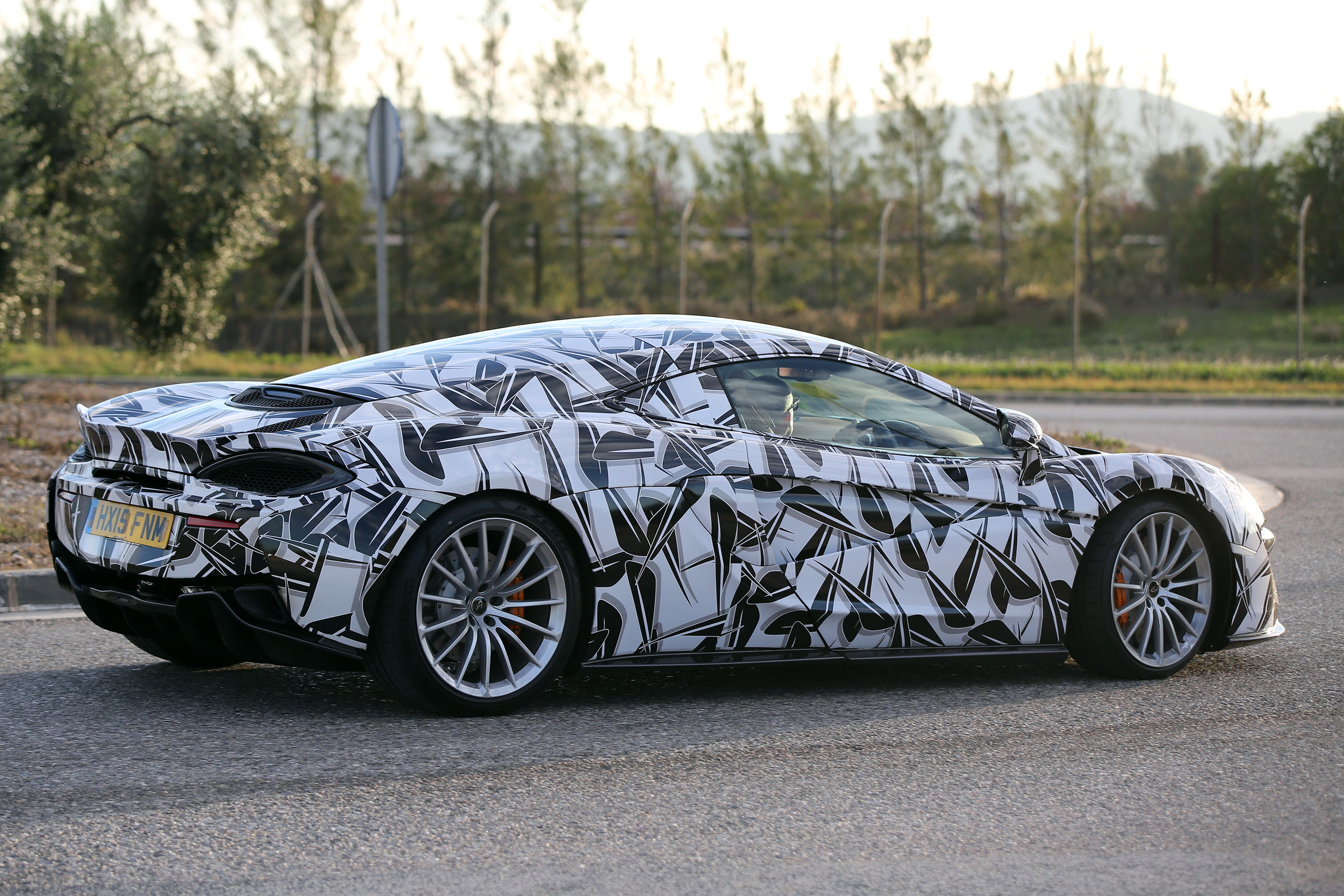 McLaren 570S GT side rear