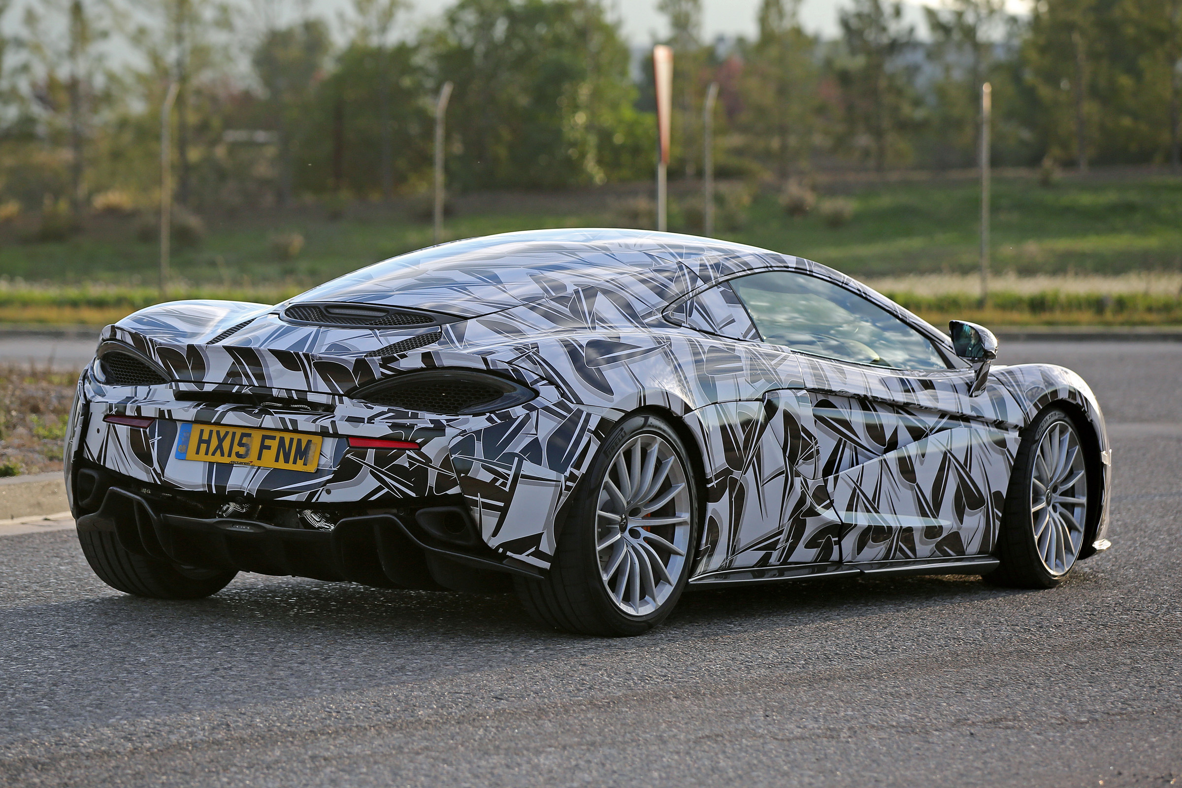McLaren 570S GT rear side 