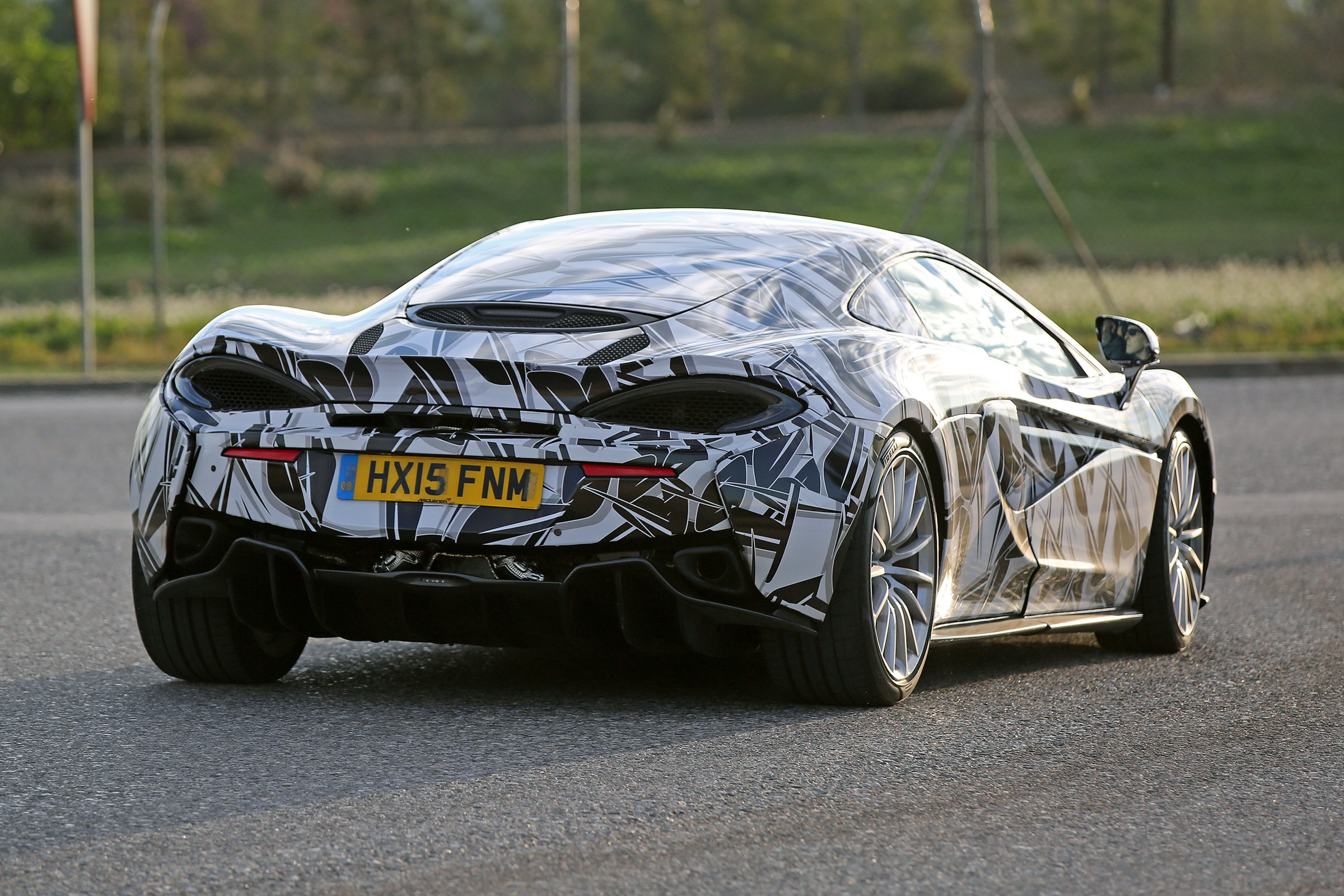 McLaren 570S GT rear 