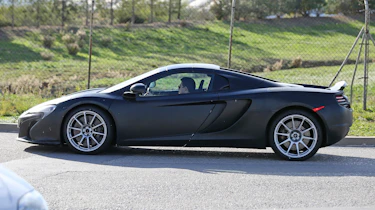 McLaren 675LT Spider side on