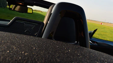 Mazda MX-5 bulkhead