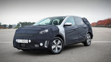Kia Niro prototype front quarter
