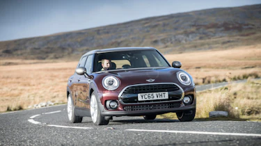MINI Cooper D Clubman 2015 action