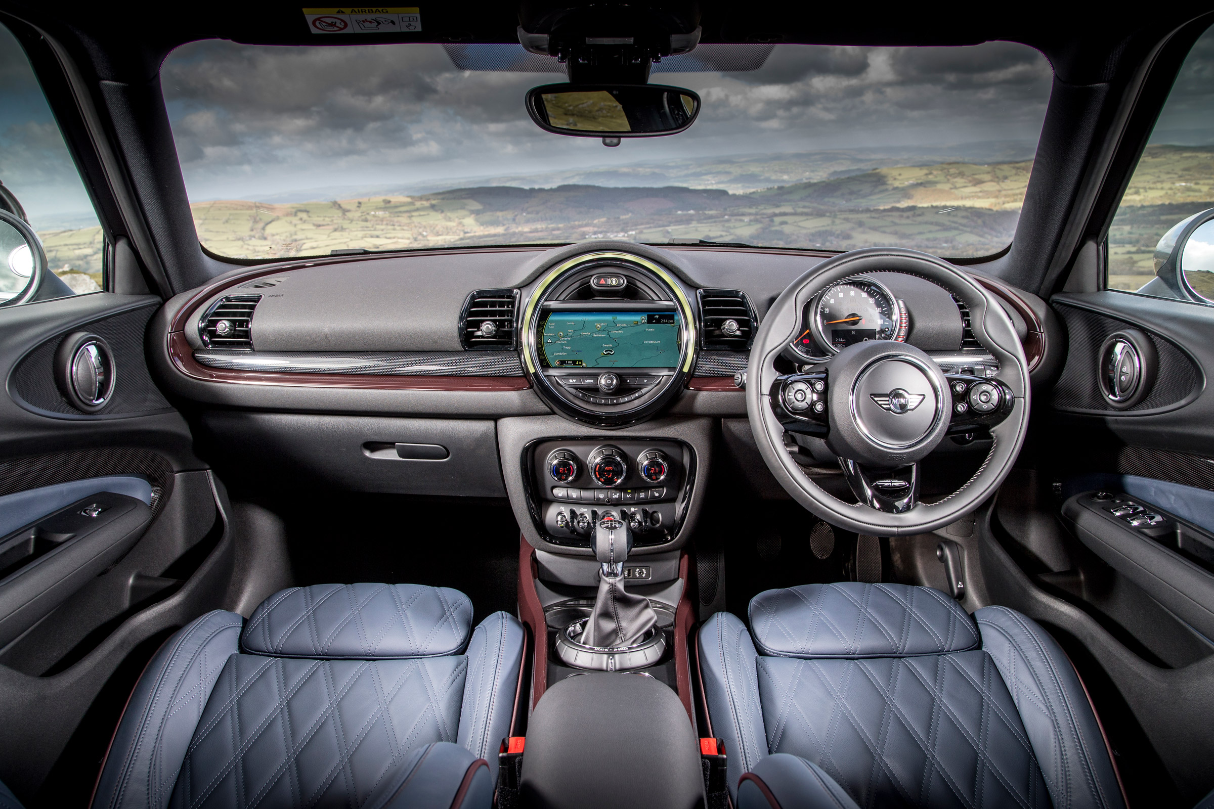 MINI Cooper D Clubman 2015 interior