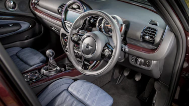 MINI Cooper D Clubman 2015 steering wheel