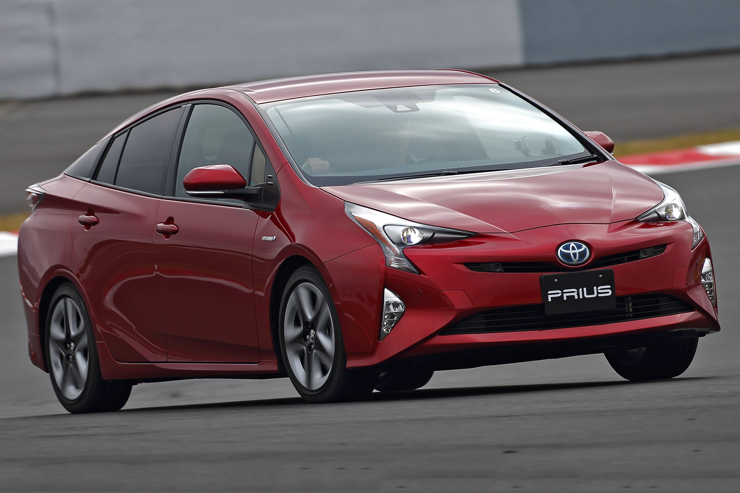 New Toyota Prius 2015 action