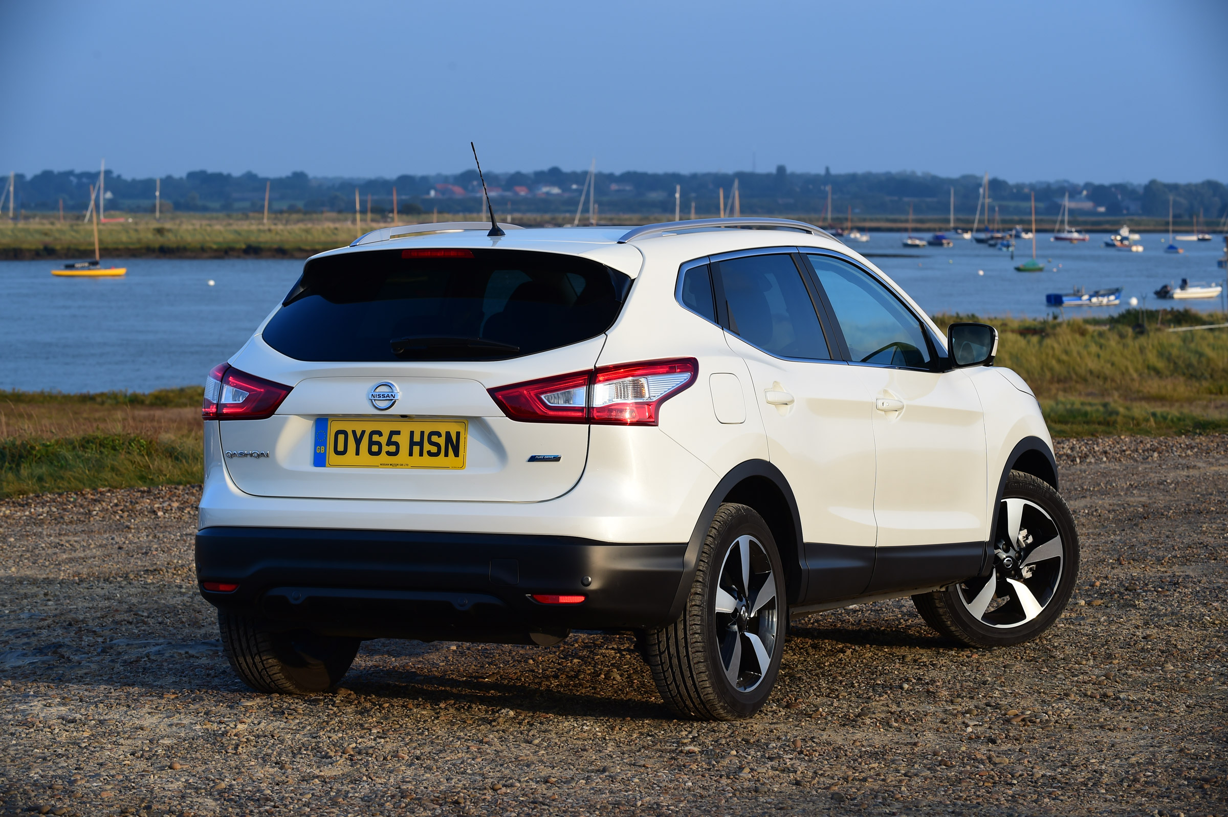 Nissan Qashqai rear static