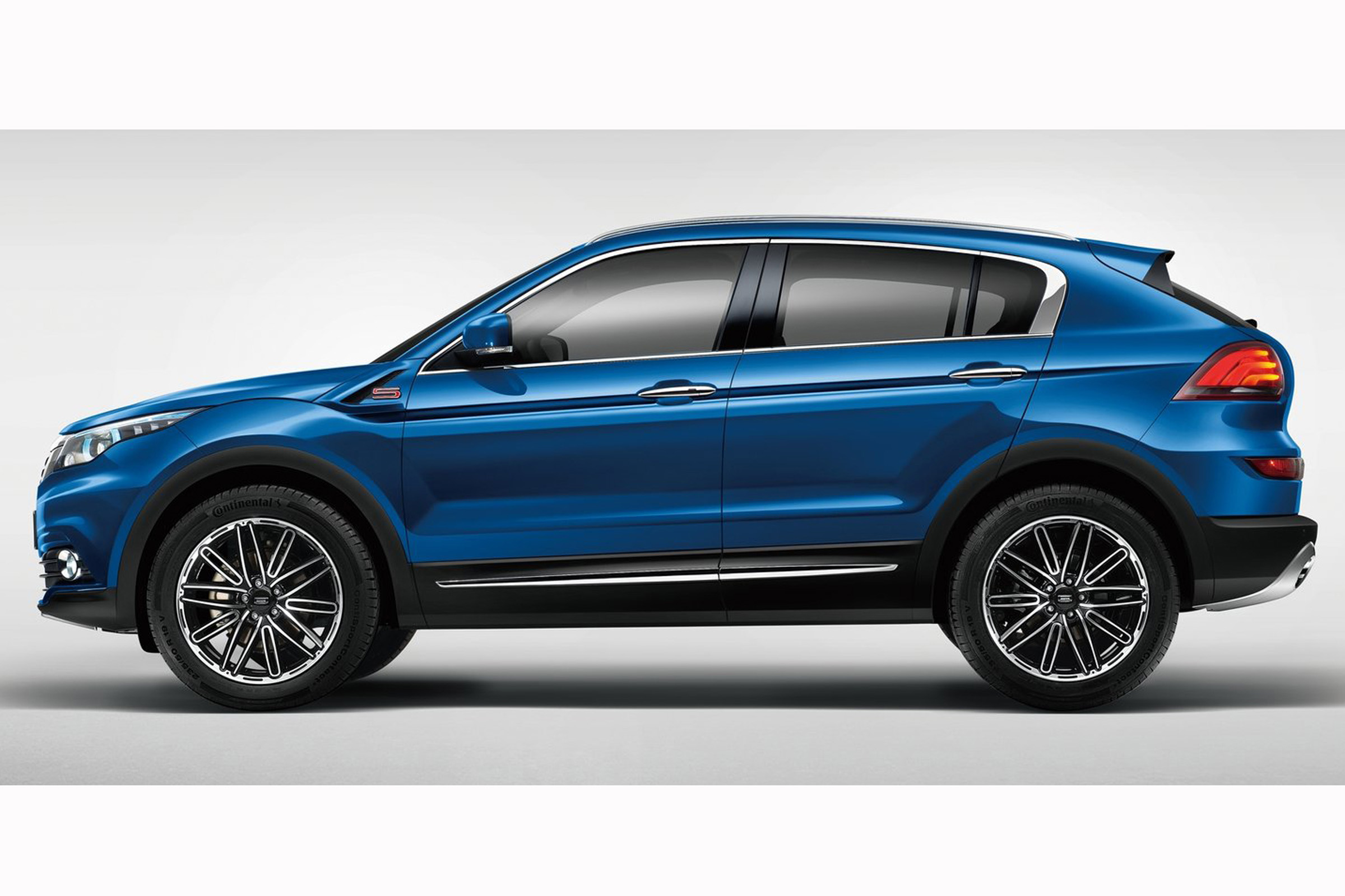 Qoros 5 SUV side