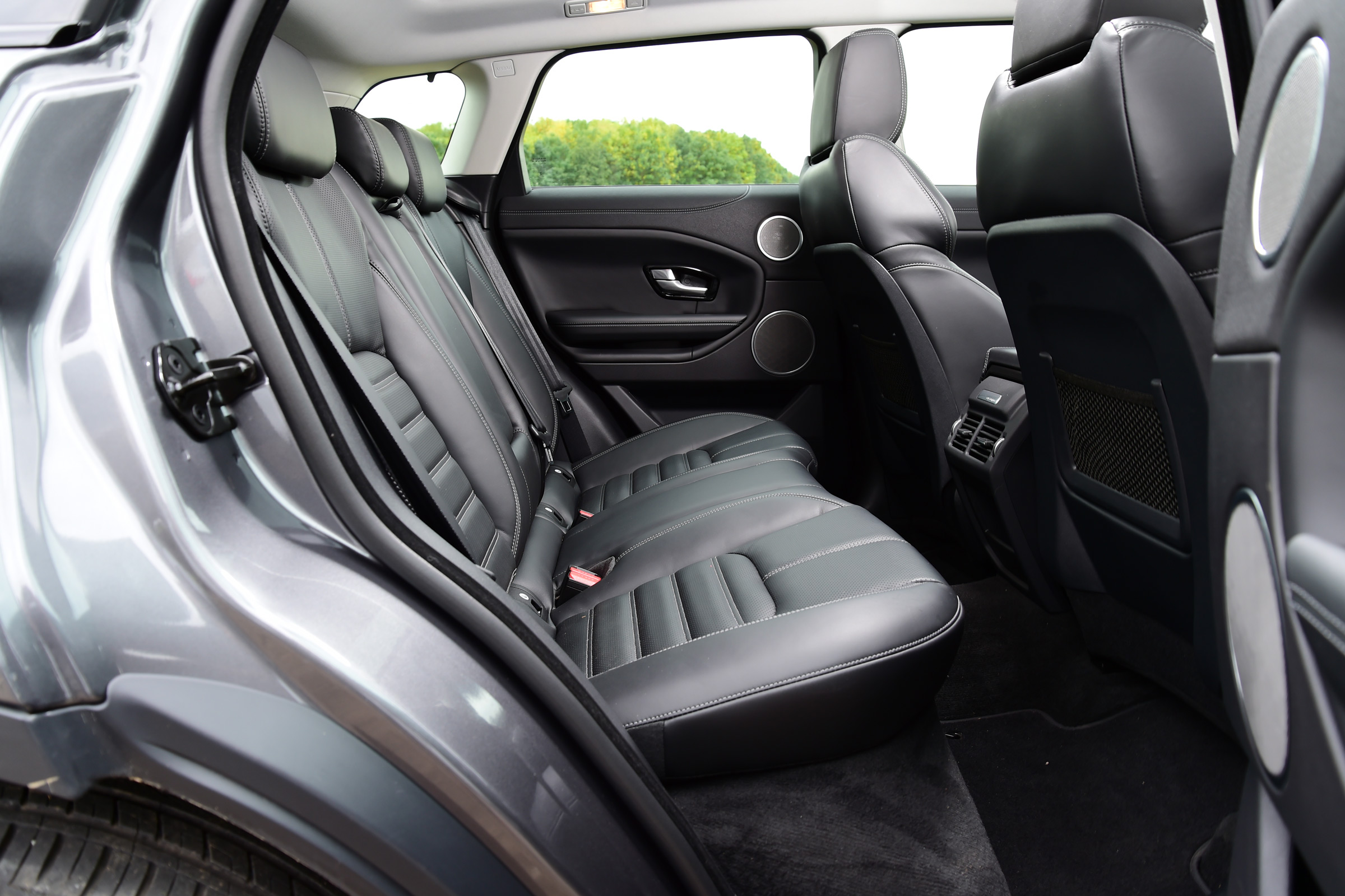 Range Rover Evoque rear seats