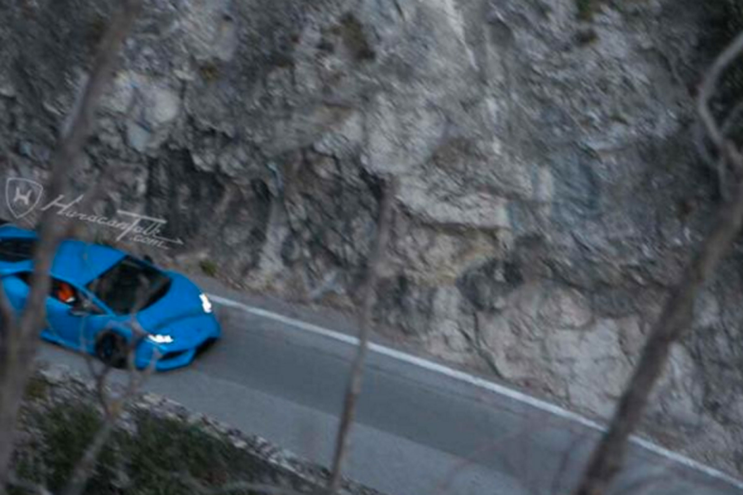 Lamborghini Huracan SV spy shots