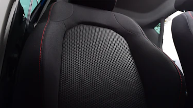 SEAT Ibiza FR 2015 UK seat