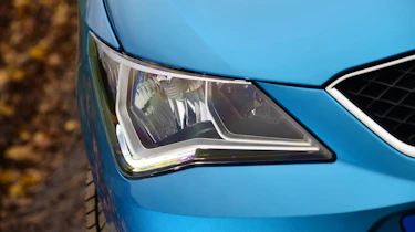 SEAT Ibiza FR 2015 UK light