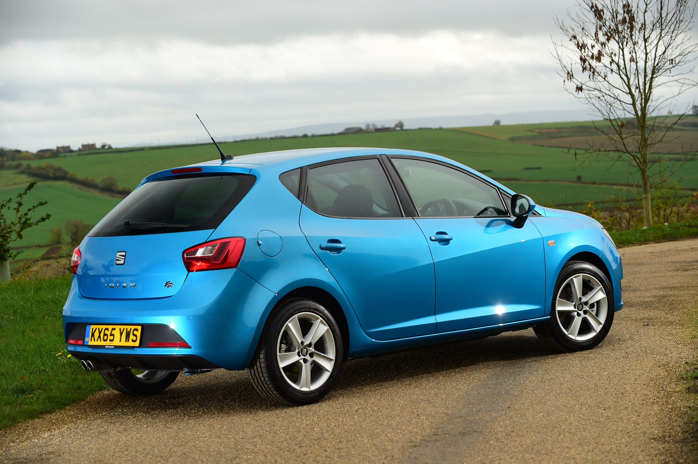 SEAT Ibiza FR 2015 UK rear