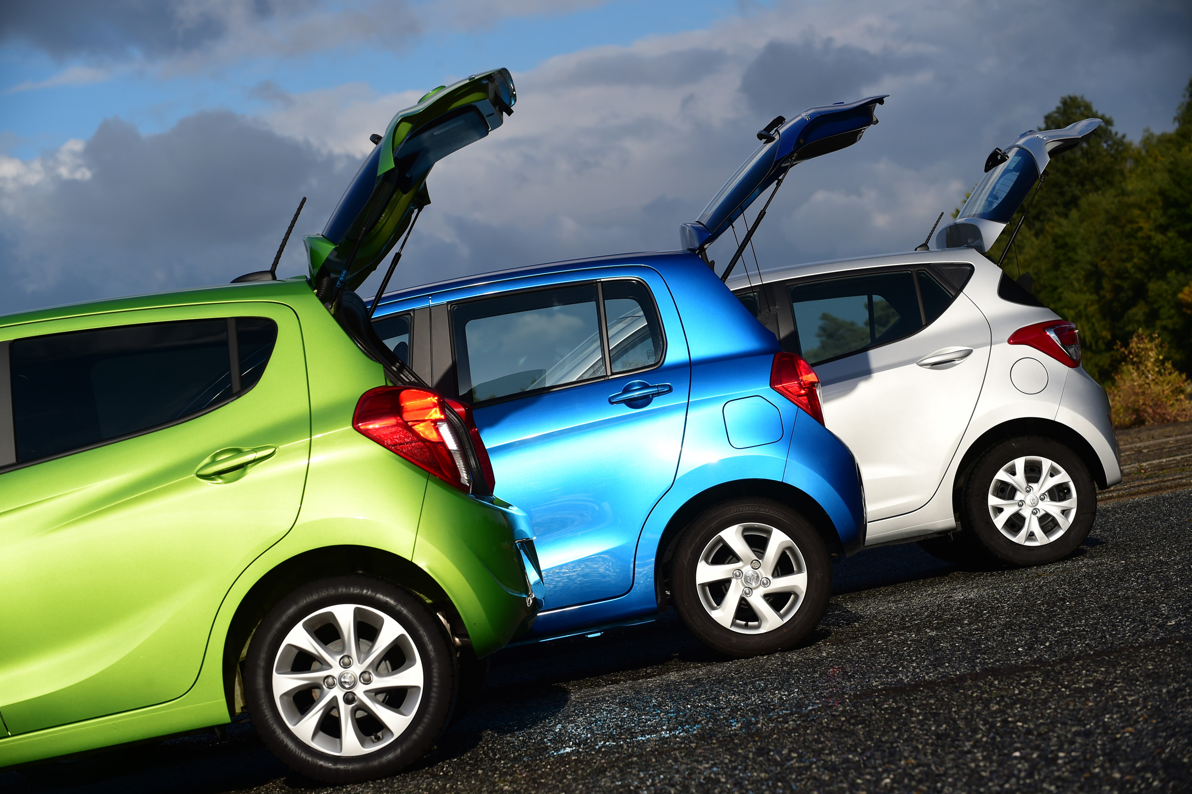 Vauxhall Viva vs Hyundai i10 vs Suzuki Celerio boot openings