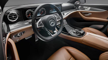 Mercedes E-Class dash black/brown profile