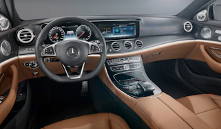 Mercedes E-Class dash black/brown