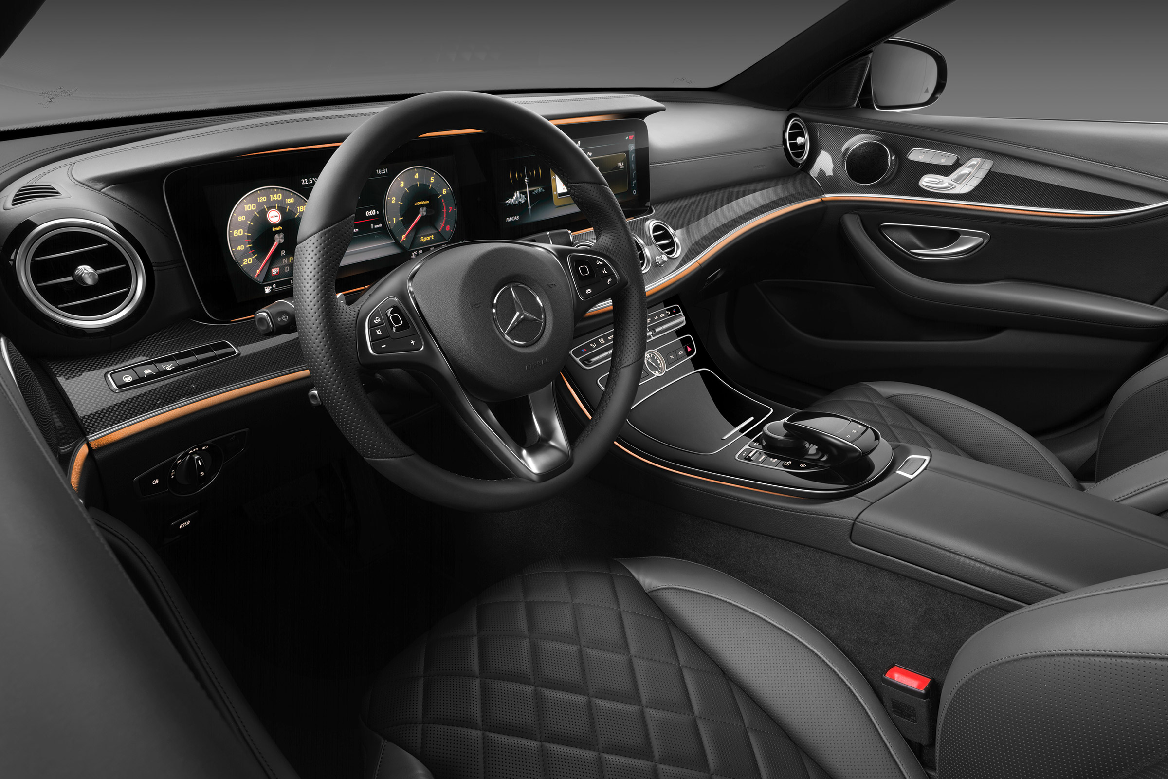 Mercedes E-Class dash black 