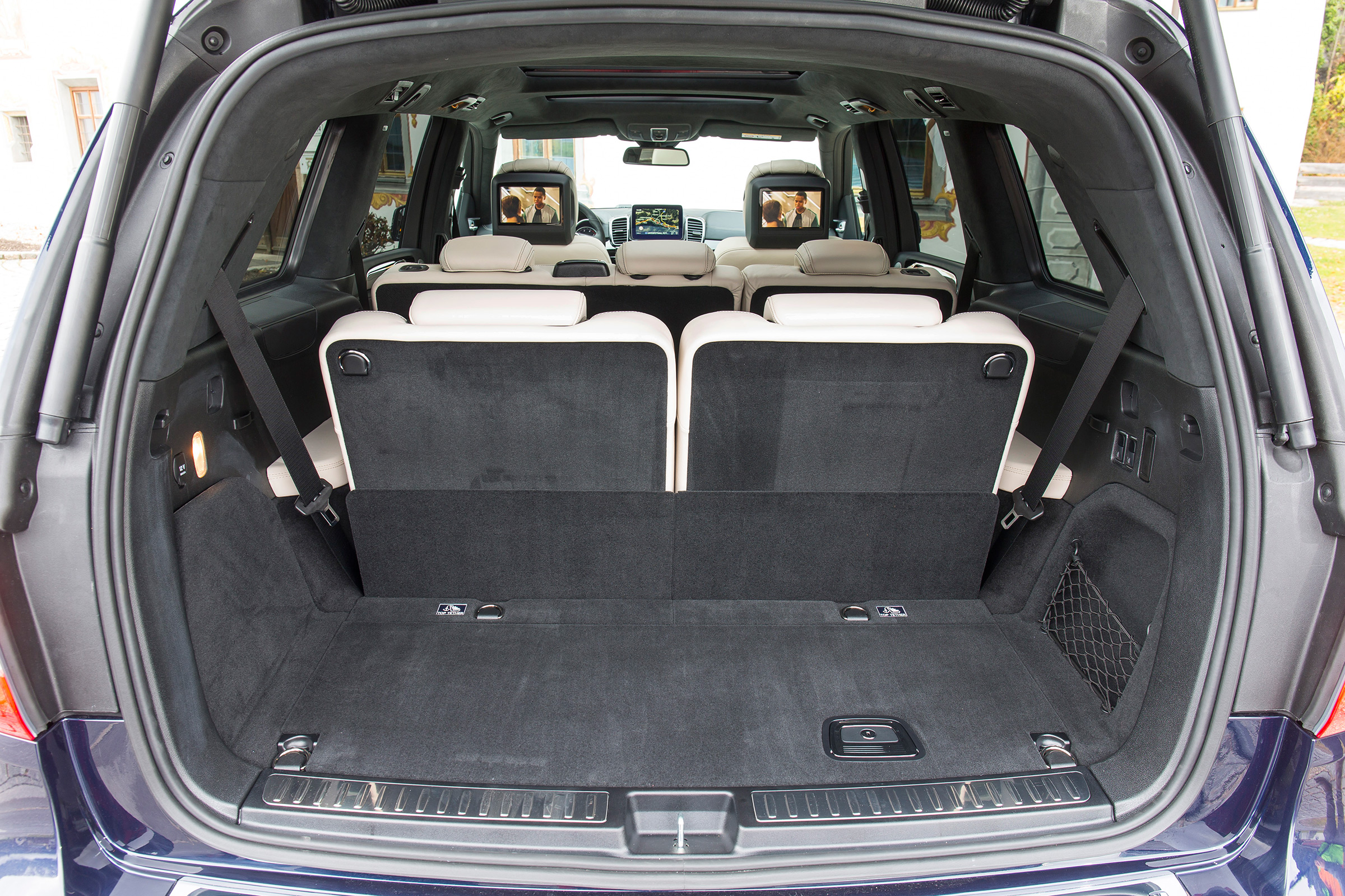 Mercedes GLS boot space