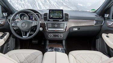 Mercedes GLS interior