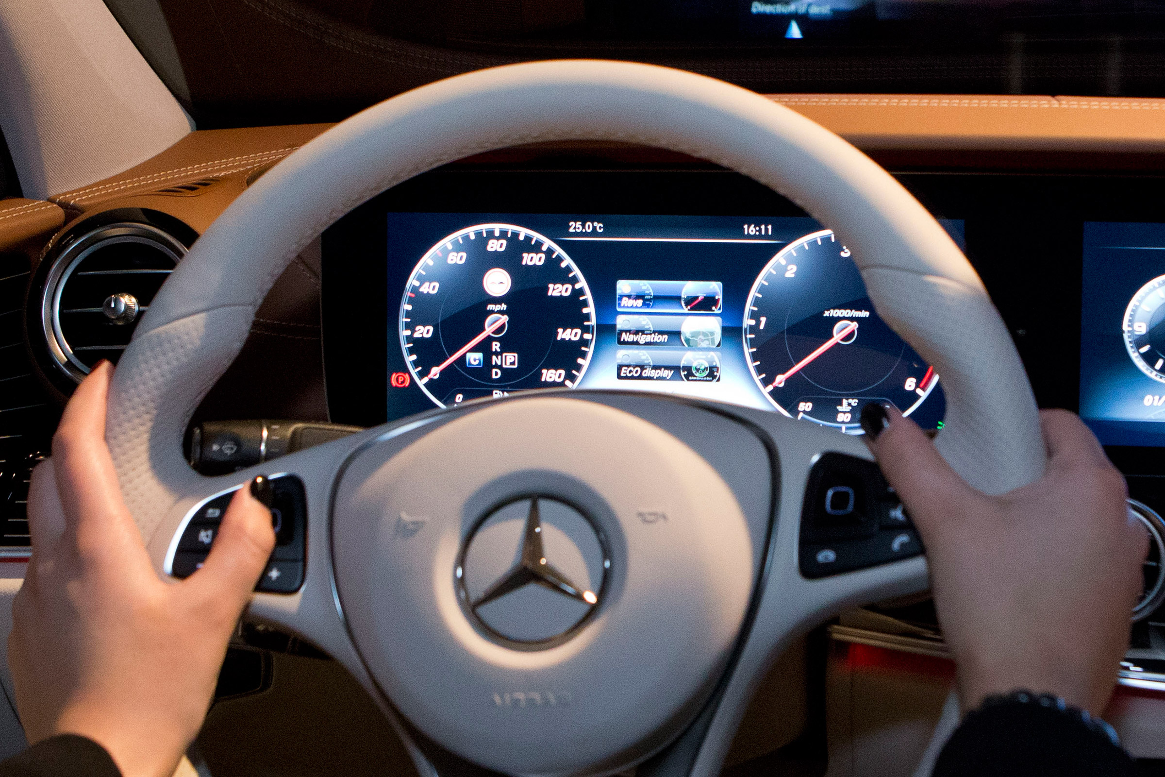 Mercedes E-Class dials